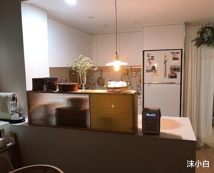 loft|单身姑娘的33平loft，想用白色木质做现代风，却成了韩式小清新！