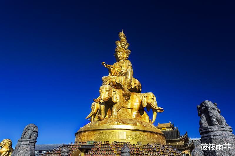 布达拉宫|世界上一半的黄金在布达拉宫，真的吗？导游：黄金在这里不值钱