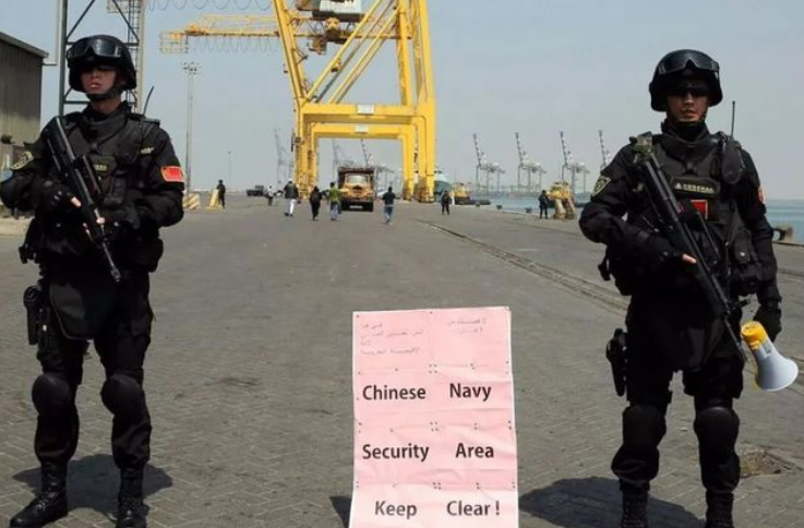 红海行动|《红海行动》幕后：武器装备耗资2亿，很多先进到连局座都没见过