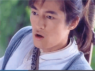 胡歌|胡歌新剧来袭，导演王家卫加持，看到2个女主后，网友：必须追