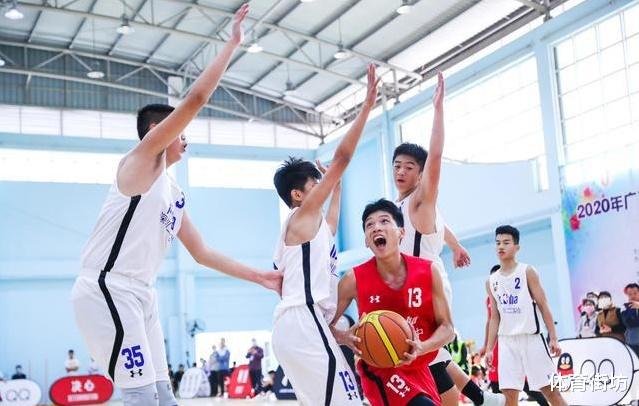 教练|中国篮坛重磅消息，前CBA主教练加盟U15国家队，能否刮起青春风暴