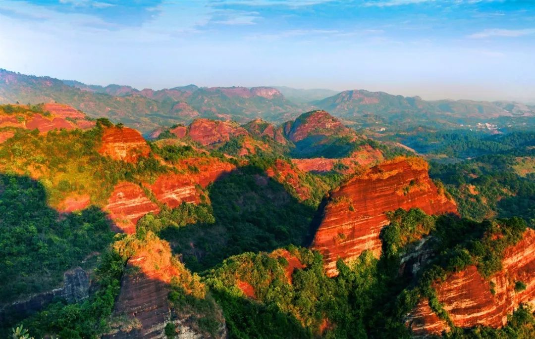 全能旅行科长 广西钦州的六峰山，随《隐秘的角落》播出走红，网友：一起爬山吗？