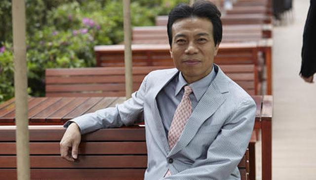 陈媛说 10亿年薪被称“打工皇帝”，“捧”3个首富的他，现状却……