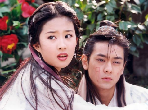 长歌行|《长歌行》刚播就遇劲敌，央视亲自保驾护航，热巴吴磊要慌了！