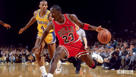 山西男篮|NBA真的不行了吗？3大巨星将集体陨落，联盟史无前例首次巨星断档