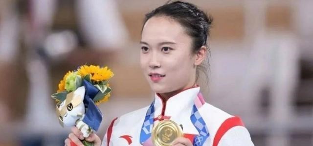奥运金牌|持续发酵！奥运金牌掉皮，奥组委如此回应，中国网友：越描越黑