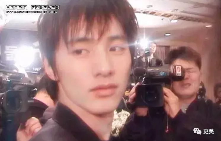 元斌|马思纯终于看上一个帅的了？这脸放内娱都能登顶吧…