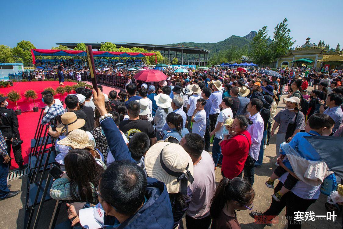 宁波 要说五一哪游客最多？宁波一景区两天挤进8万人，那真叫人山人海