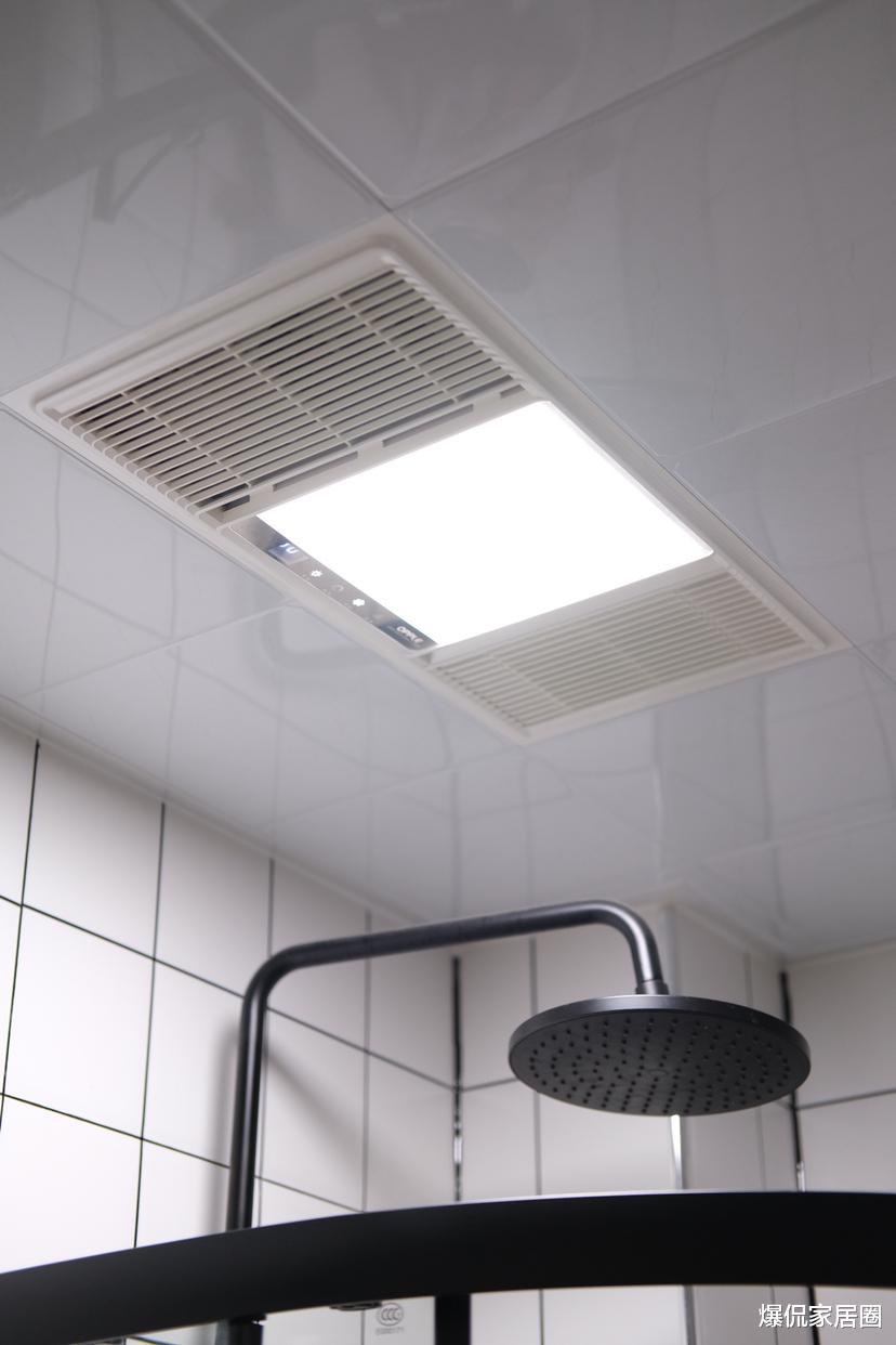 |别花自己的钱,装出“过时”的样子!卫生间这5样,该换就换