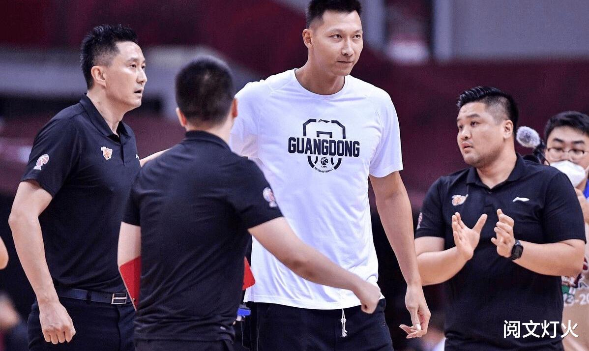 易建联|易建联有“新工作”了？姚明杜峰真有心，为巨星再就业布局