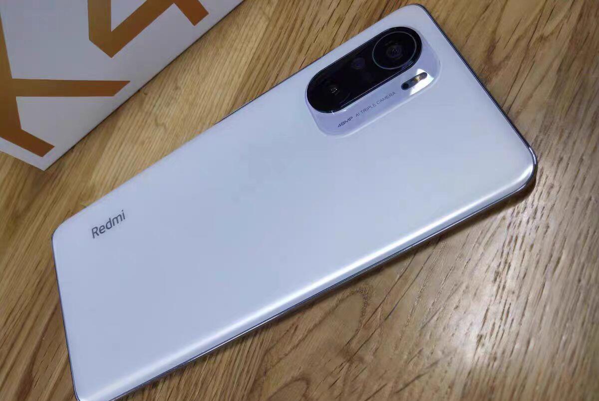 红米手机|跌至1899元,三星E4屏+12+256GB,爆款骁龙870手机已沦为千元机