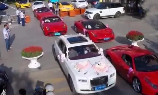 张亮|15岁被赵本山看中，爆红后嫁富豪，老公被判14年，毕畅还好吗？