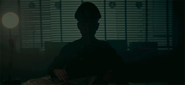 肖央|肖央新片即将来袭,搭档任达华强强联合,主演海报眼神里皆是戏!
