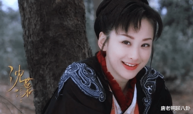 赵丽颖|红过杨幂，火过赵丽颖，拼命拍戏却没一部播出，退圈后美成这样