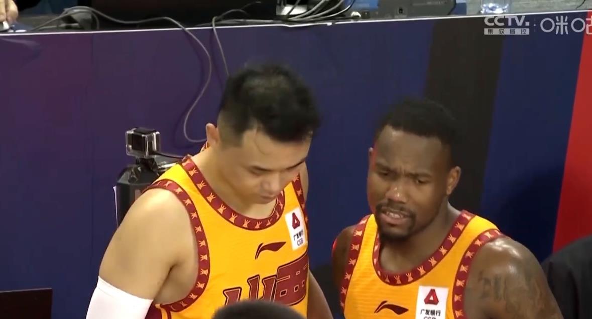 山西男篮|连克广东深圳，山西喜提五连胜，杨学增牛逼，萨林杰是败笔！