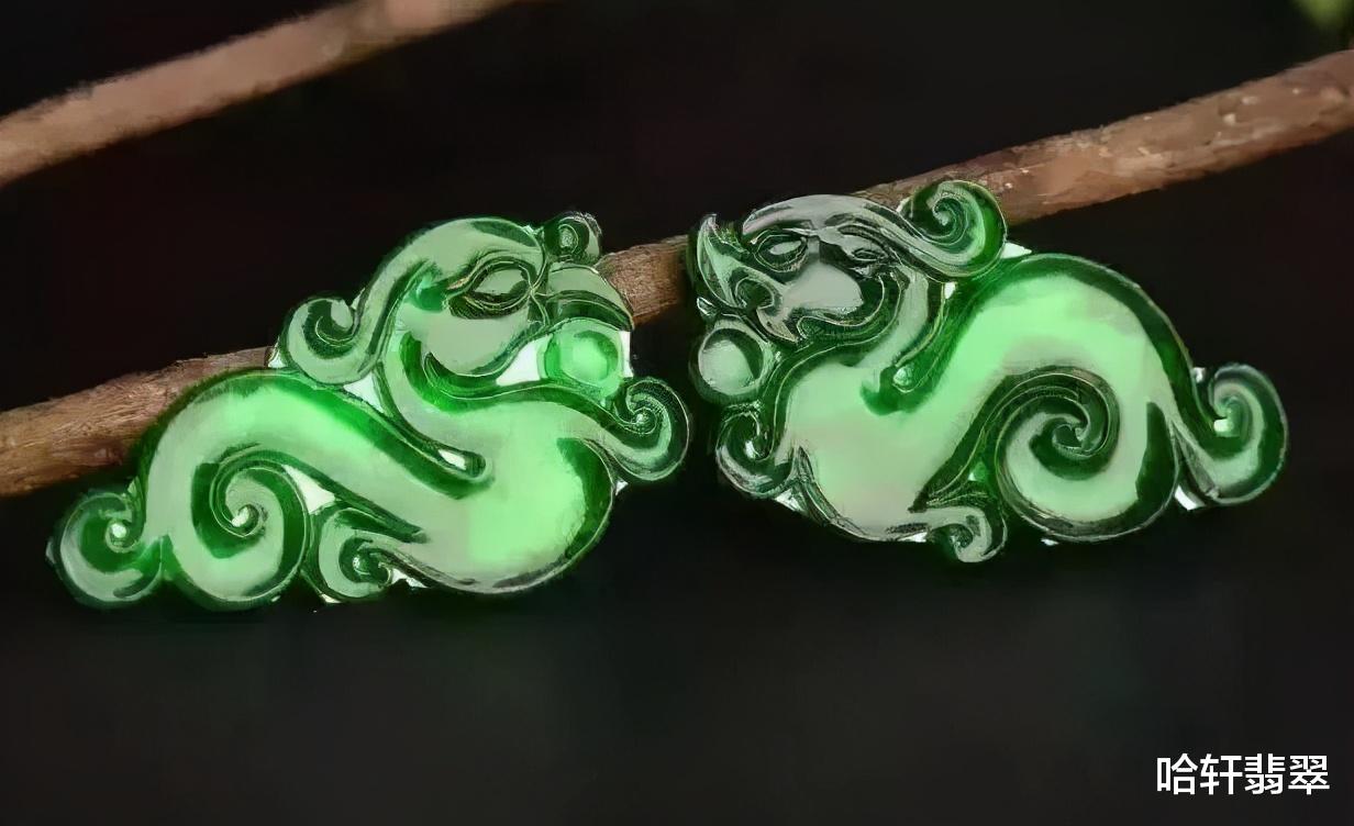 |轻轻一捏就碎的翡翠，可要小心了！