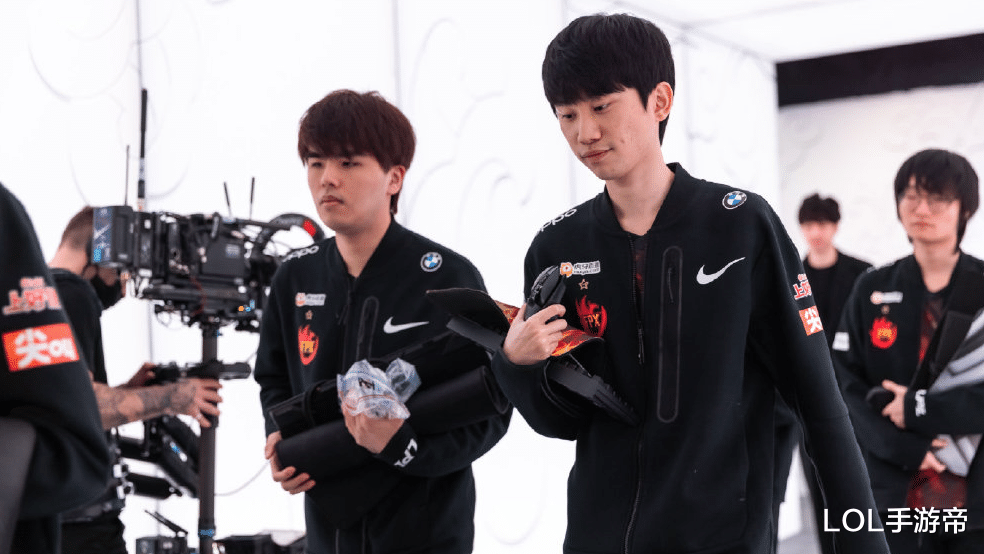 hle|LPL四支战队大概率全员晋级八强!HLE可能陪着欧美战队一起出局