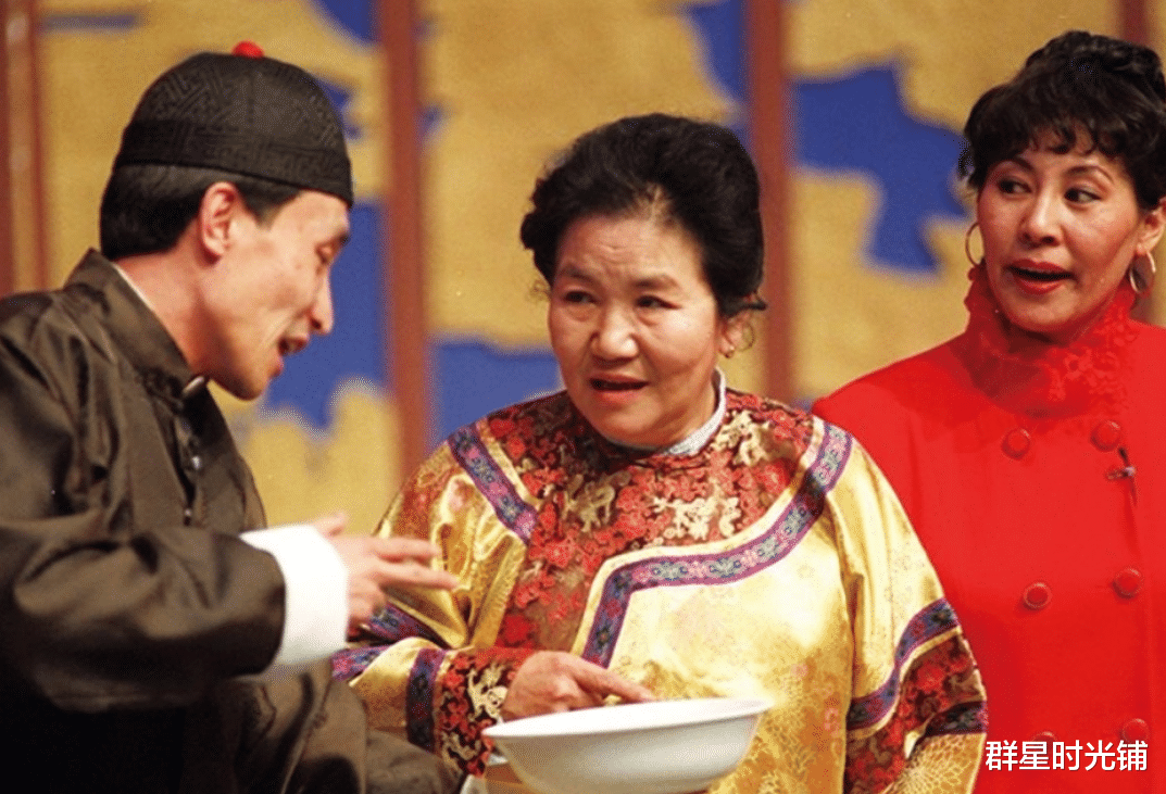 赵丽蓉|赵丽蓉的坎坷一生：两次丧夫一次丧女，72岁患肺癌求安乐死