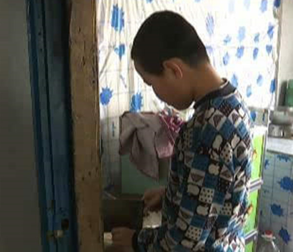 火车 抢劫色魔案：抢劫犯隐瞒罪行，抢劫之余残杀多名少女