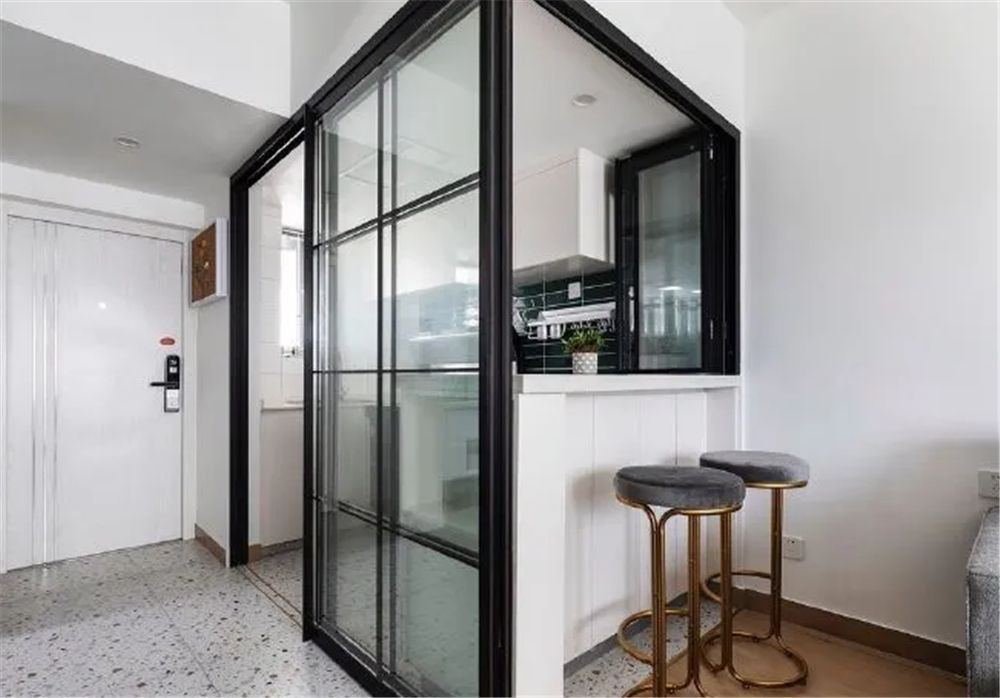 48㎡小户型做两室，却格外干净通透，不得不说，厨房设计是关键