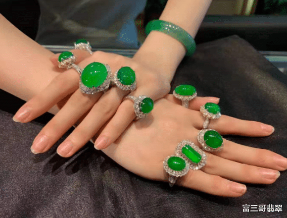 翡翠|在买翡翠的人眼中，翡翠是怎么分级的？行家讲述