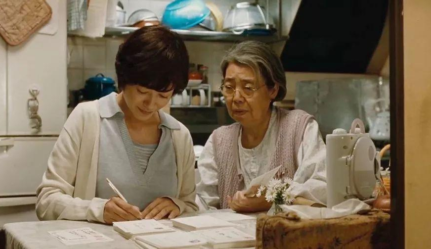 Ainee妈咪 低龄退休老人也有烦恼，5旬女儿无奈吐槽母亲：能不能让我省点心