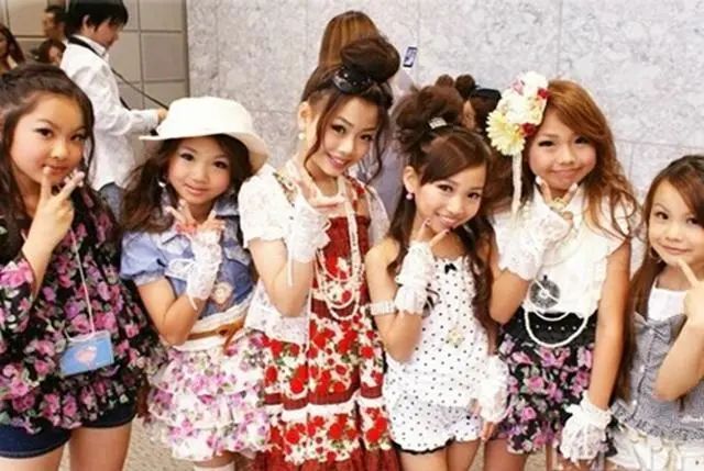 |5组日本女星化妆前后对比图，妆前妆后差太多，网友：没眼看