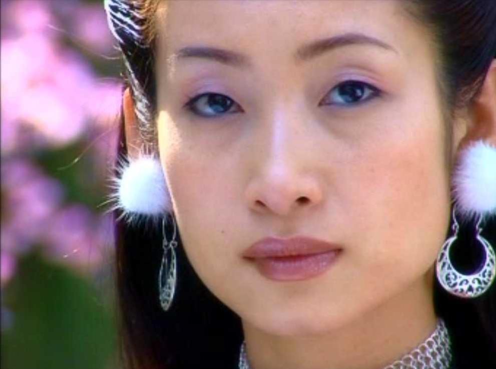 小龙女|明明颜值不够，却偏要演走路上都会被夸的大美人，看到谁你满脸问号？