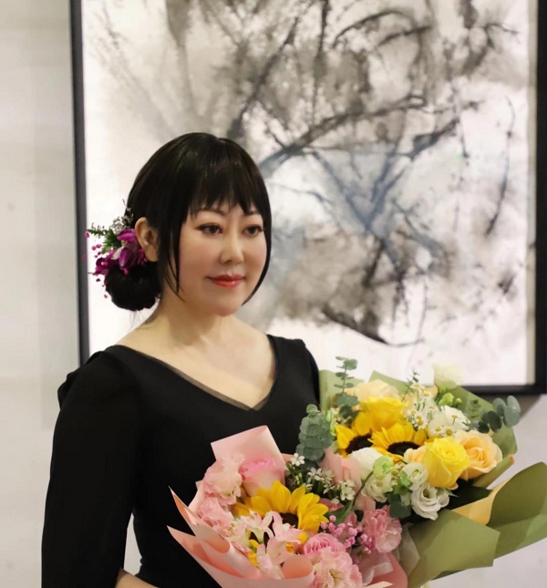 开幕式|线与墨的大道至简与大美天成 恩脉最新个展在喜玛拉雅美术馆开幕
