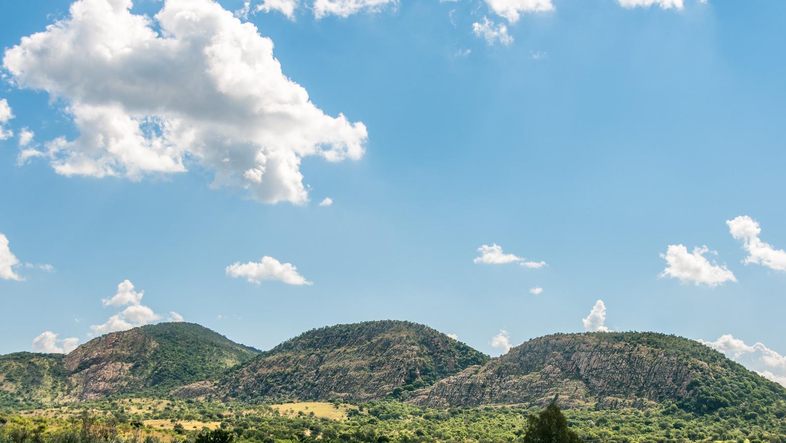 陨石坑 直径300千米的全球最大陨石坑：形成20亿年，人类花几千年才发现