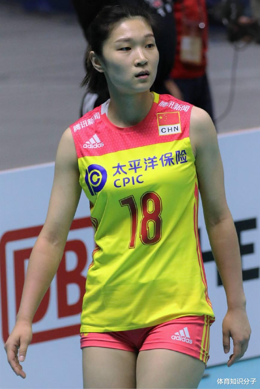 王梦洁|一传满天飞防守不到位！女排主力自由人状态差，这表现咋打奥运会