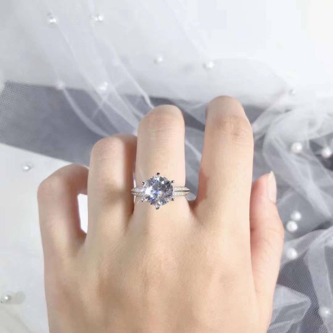 享换钻 原来还有这种莫桑钻