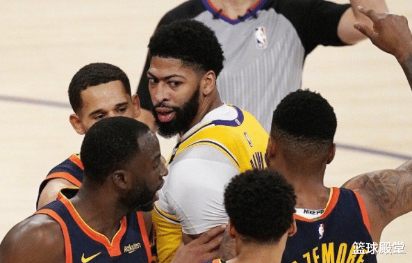 史蒂夫·科尔|湖勇赛后！科尔被打服+提输球原因却甩锅，詹浓凡尔赛暗讽格林