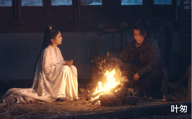 徐骁|上映8天票房524万,这部以“香艳”为卖点的网络电影,被骂了