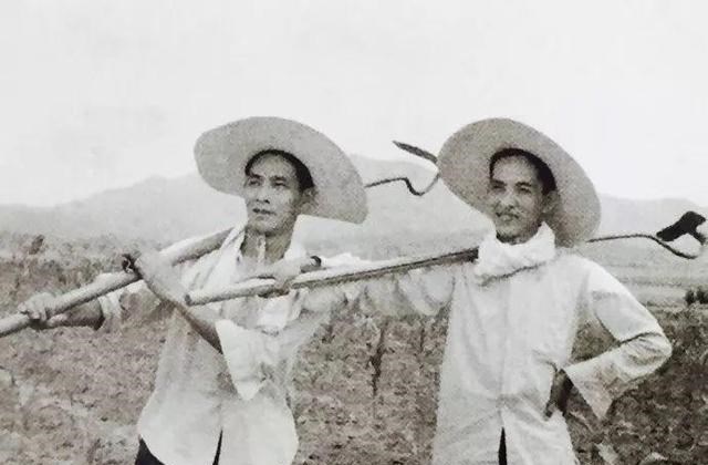 王吟秋|京剧名家王吟秋对待赵荣琛十分尊敬，而对待李世济则截然相反