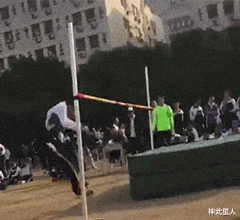 神武星人|“公司新来的秘书，她说没有试用期就直接转正，反正我啥也不敢问！”哈哈哈
