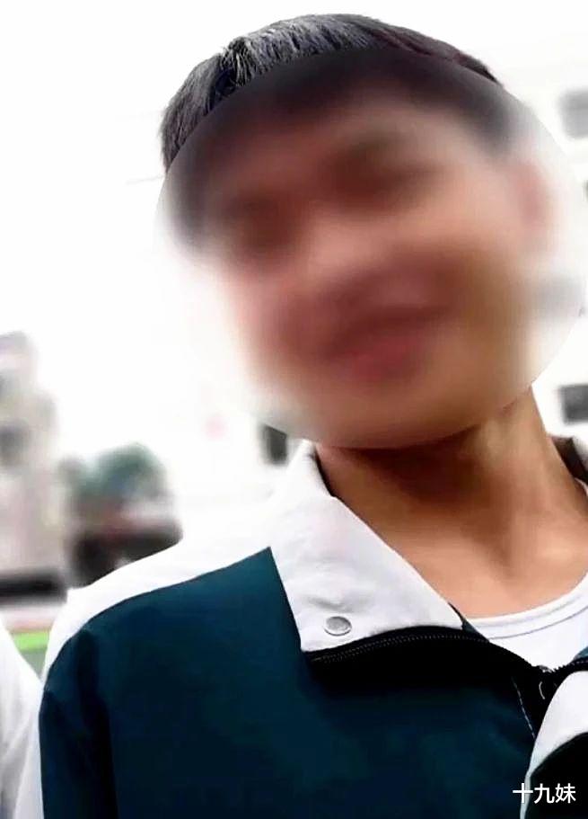 触电 16岁男孩下河捉虾触电身亡,责任方:判二十年都随便,就是没钱赔