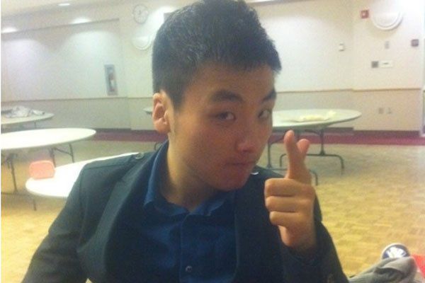 ZARD|Dota2-Maybe的经纪约有多值钱?Zard透露:他一个人顶队内四个人