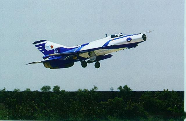 飞机|航空词汇知多少——飞机改型