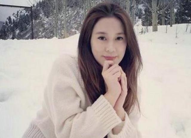 豪门|14岁成尤物,被豪门阔少看上豪掷10亿娶到手,8年生4胎让人唏嘘