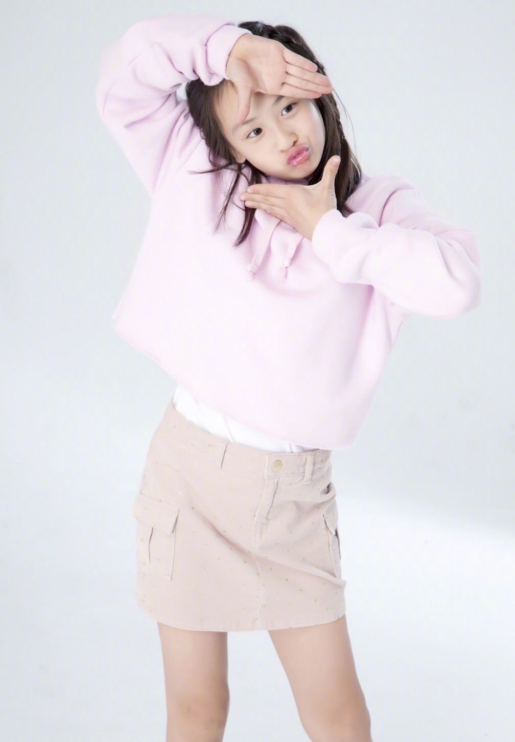 潮帮先生 森碟罕见穿汉服也太美了,一家三口共用一张脸,田亮的基因真强大