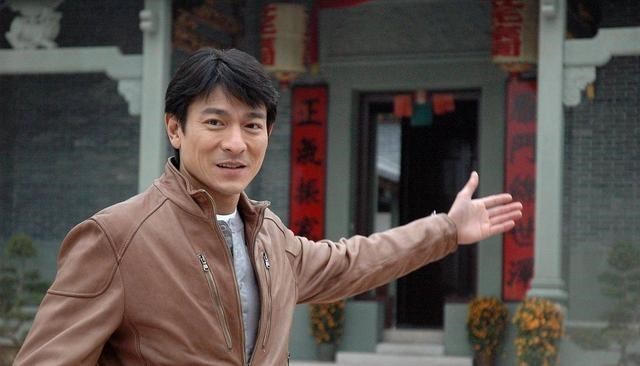 刘德华|刘德华在中国香港的豪宅曝光，不过看起来却像厂房一样简单