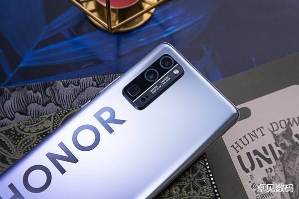 华为荣耀|荣耀40基本确定,5200mah 天玑1200 6400万,进步很大