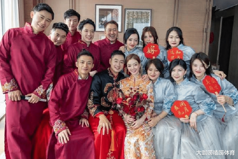 李永波|59岁李永波亮相发福严重,已胖到看不到下巴,告别国羽后明显苍老