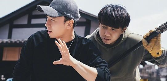 释小龙|“功夫小子”释小龙现状，在家里木桩练功，已悄悄转型动作导演