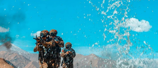 军人|中国部队暖心规定：在3种情况下，军人“需要”请假回家