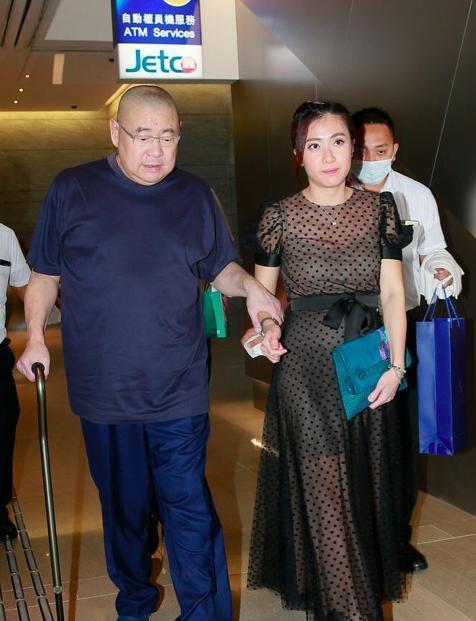 育妈计|恒大市值蒸发3千多亿,刘銮雄却不紧张,97年亏2百亿他都没事