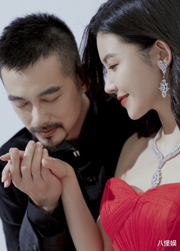 杨子姗|杨子姗分享孕期日常，疯狂购物快递堆成山，老公被堵走廊口进不来