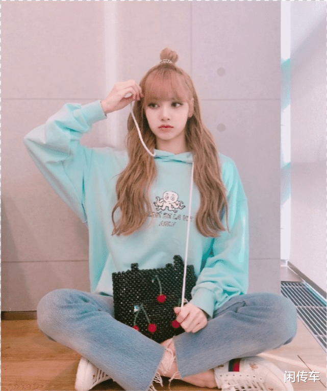 lisa|Lisa换造型失去韩式滤镜，颜值大跌皮肤暗沉黑眼圈明显，状态十分不佳