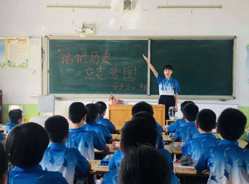 爱国|《长津湖》票房登顶，12岁学生写下这样的观后感，让人为之动容